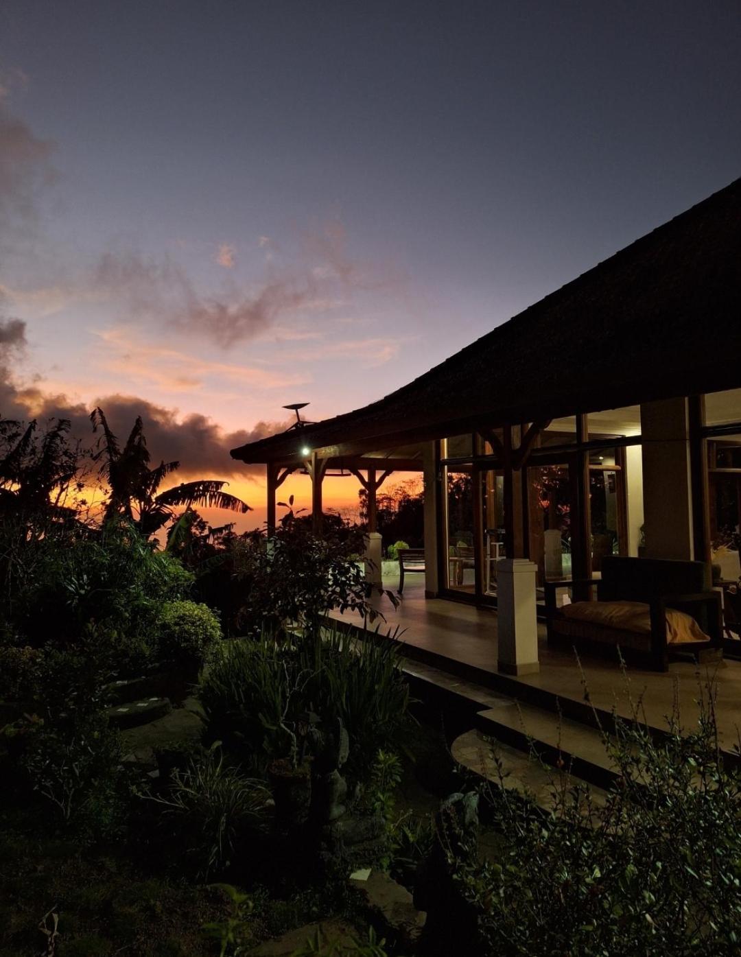 Manigelang Villa Munduk Buitenkant foto