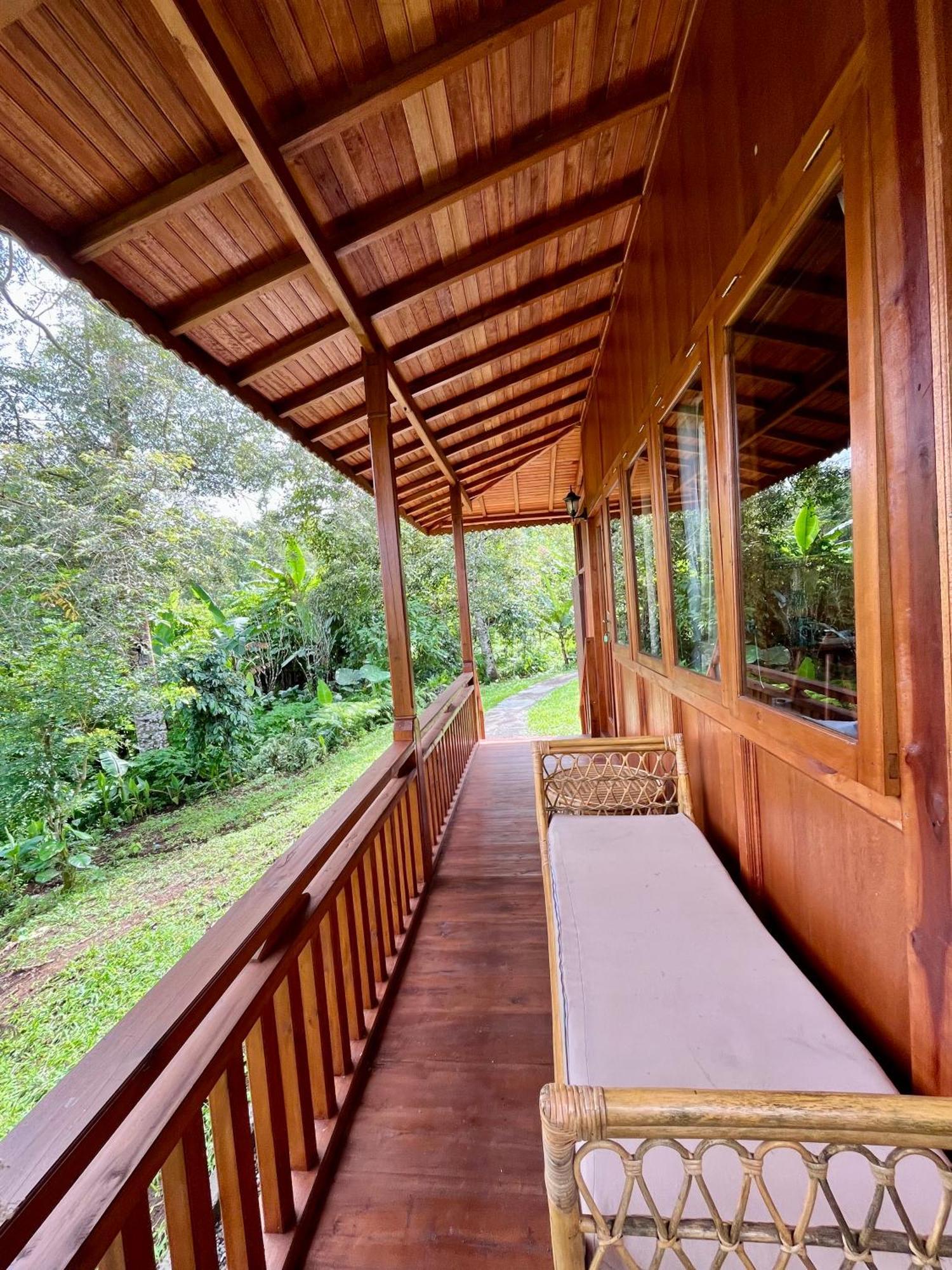 Manigelang Villa Munduk Kamer foto